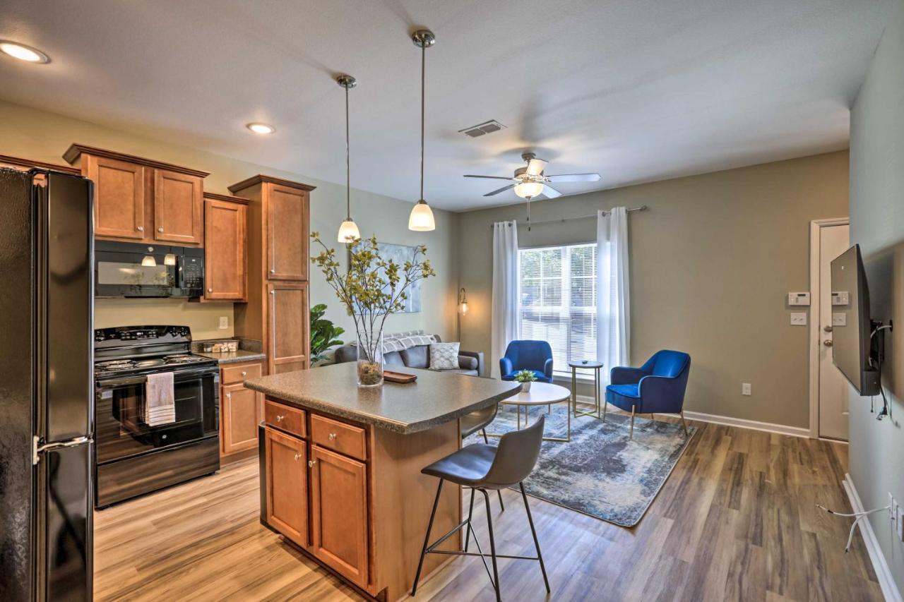 Ideally Located And Elegant Condo With Balcony! Tallahassee Buitenkant foto