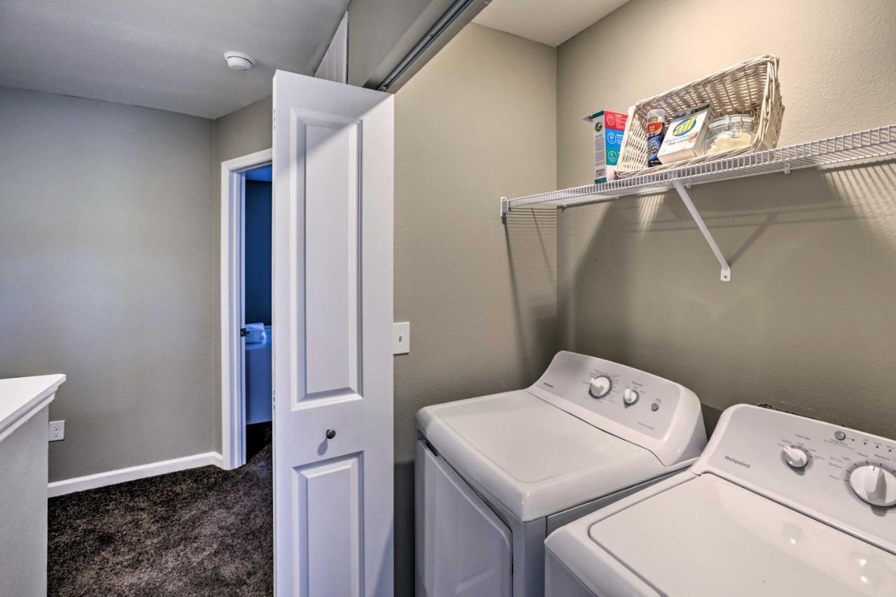 Ideally Located And Elegant Condo With Balcony! Tallahassee Buitenkant foto